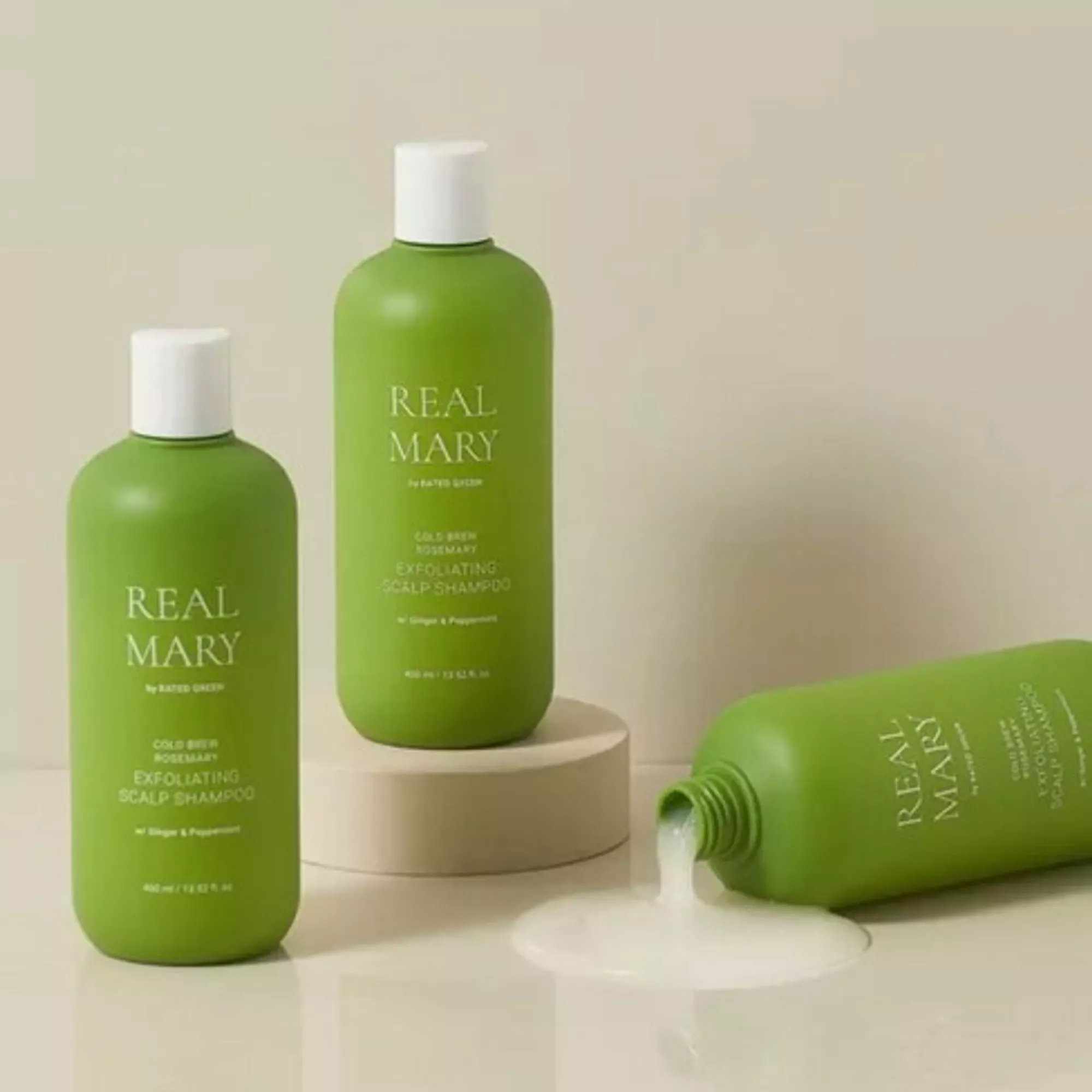 Глибокоочищаючий відлущуючий шампунь з соком розмарину RATED GREEN Real Mary Cold Brewed Rosemary Exfoliating Scalp Shampoo, 400 мл