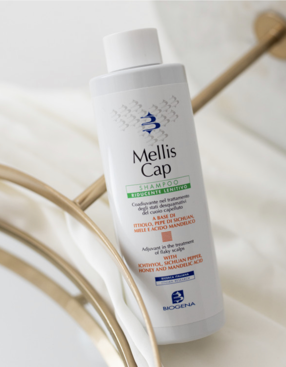 Лікувальний шампунь для чутливої та подразненої шкіри голови BIOGENA MELLIS CAP SHAMPOO 
