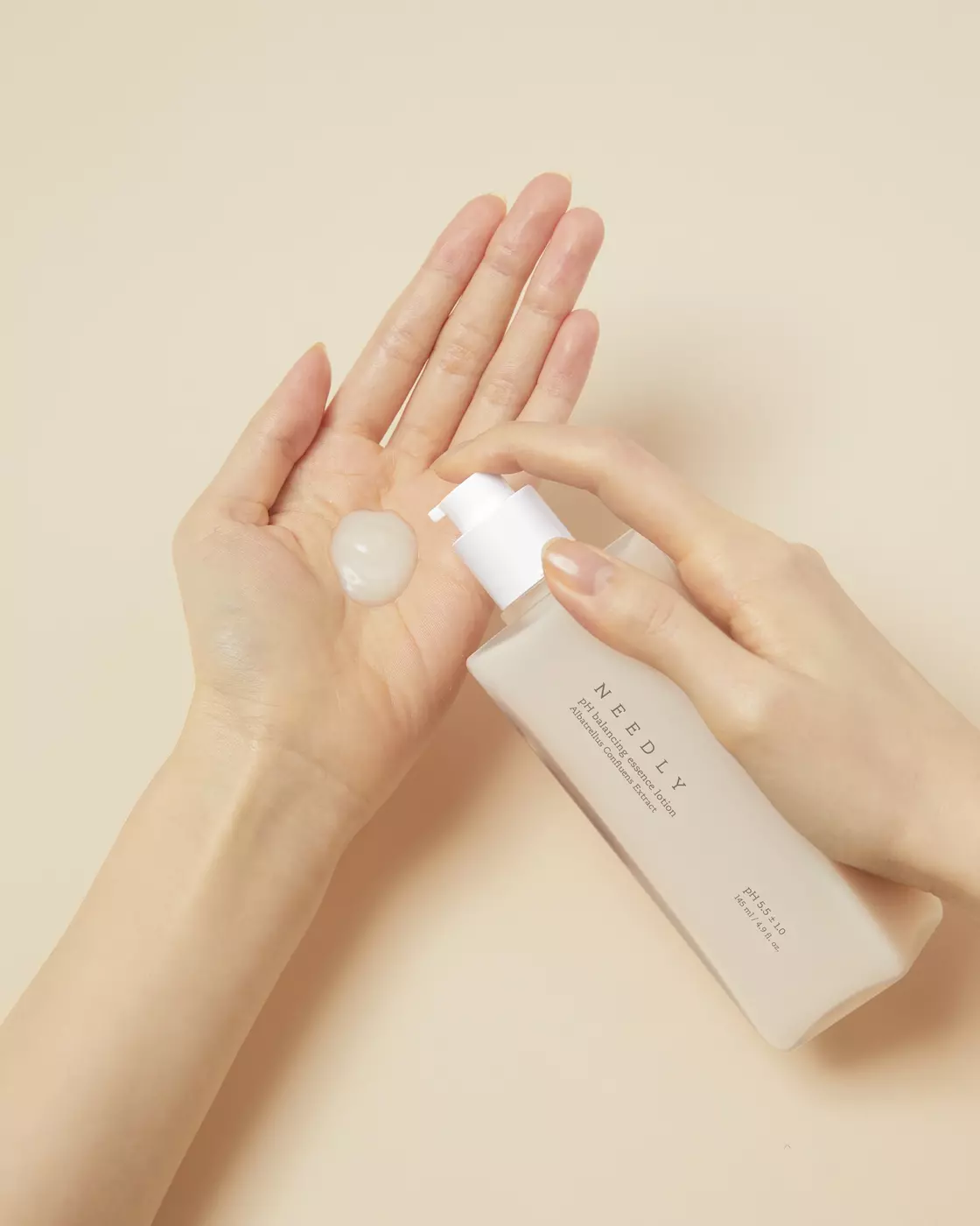 Лосьон-есенція для обличчя з екстрактом гриба альбатреллус NEEDLY PH BALANCING ESSENCE LOTION, 145 ml  