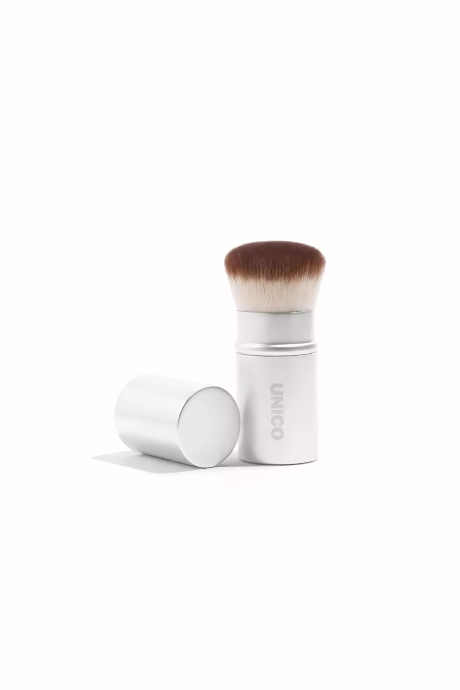 Пензлик-кабуки для пудри UNICO Kabuki Brush 