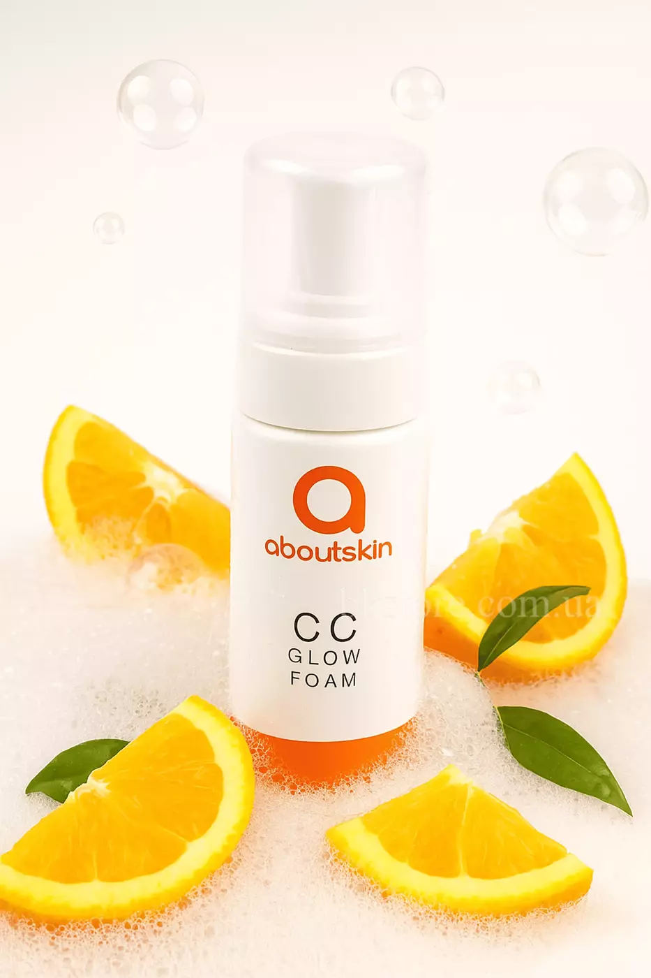 Антиоксидантна освітлююча пінка для вмивання About Skin СС Glow Foam, 150 мл