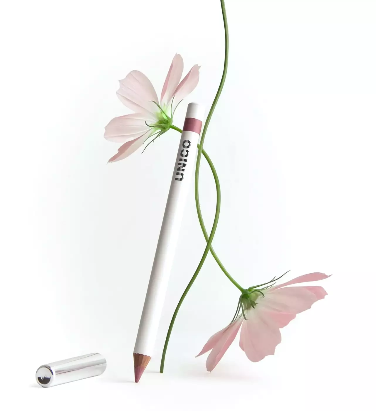 Високопігментований олівець для губ UNICO LIP PENCIL with peptides ROSÉ