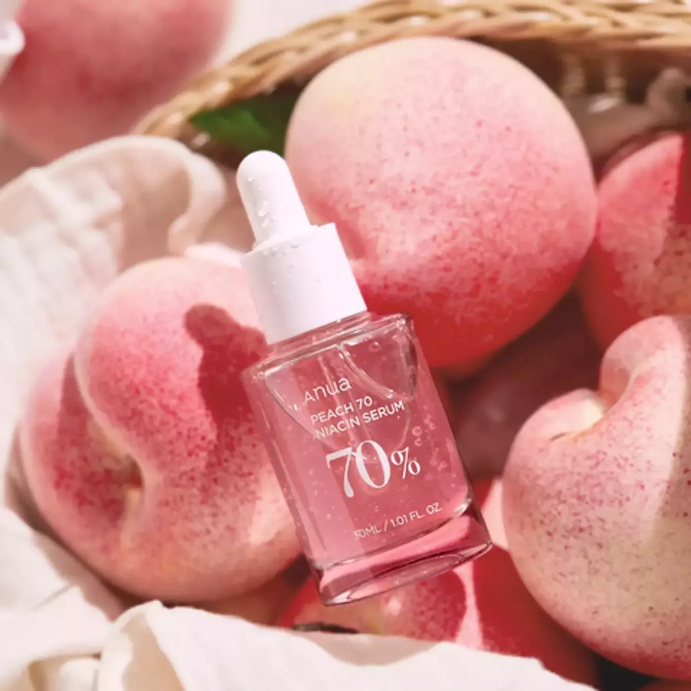 ANUA Peach 70 Niacin Serum – освітлююча сироватка з персиком і ніацинамідом 5%, 30 ml 