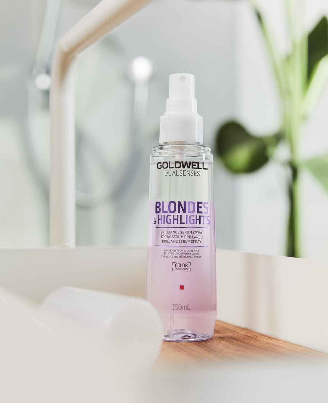 Сироватка-спрей для блиску освітленого волосся Goldwell Dualsenses Blondes & Highlights Serum Spray, 150 ml