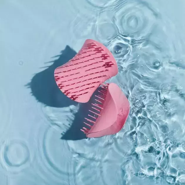 Щітка для масажу голови Tangle Teezer The Scalp Exfoliator and Massager Pretty Pink