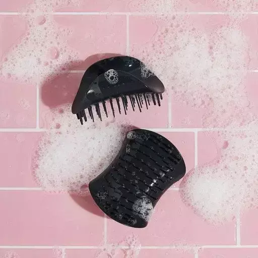 Tangle Teezer The Scalp Exfoliator and Massager Onyx Black