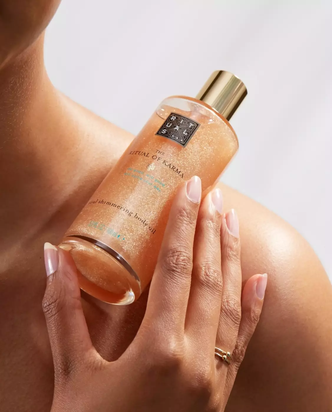 Олія для тіла з шиммером RITUALS THE RITUAL OF KARMA Soul Shimmering Body Oil, 100 ml 