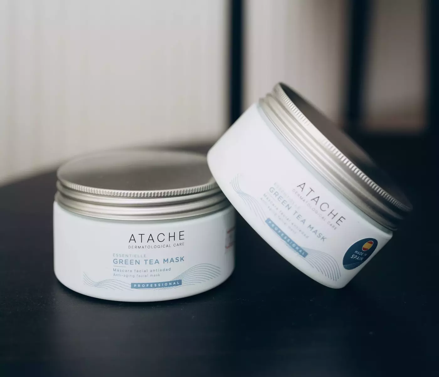 Омолоджуюча маска проти набряків ATACHE REAFIRMING GREEN TEA MASK 