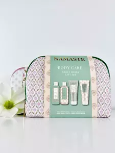 Подарунковий набір для тіла NAMASTE (4 одиниці), з ароматом зеленого чаю.