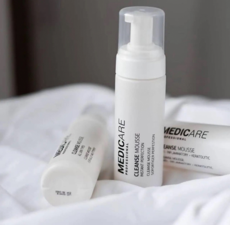 ОЧИЩУВАЛЬНА ПІНКА ДЛЯ ПРОБЛЕМНОЇ ШКІРИ MEDICARE CLEANSE MOUSSE ANTI-INFLAMMATORY + KERATOLYTIC 150 МЛ