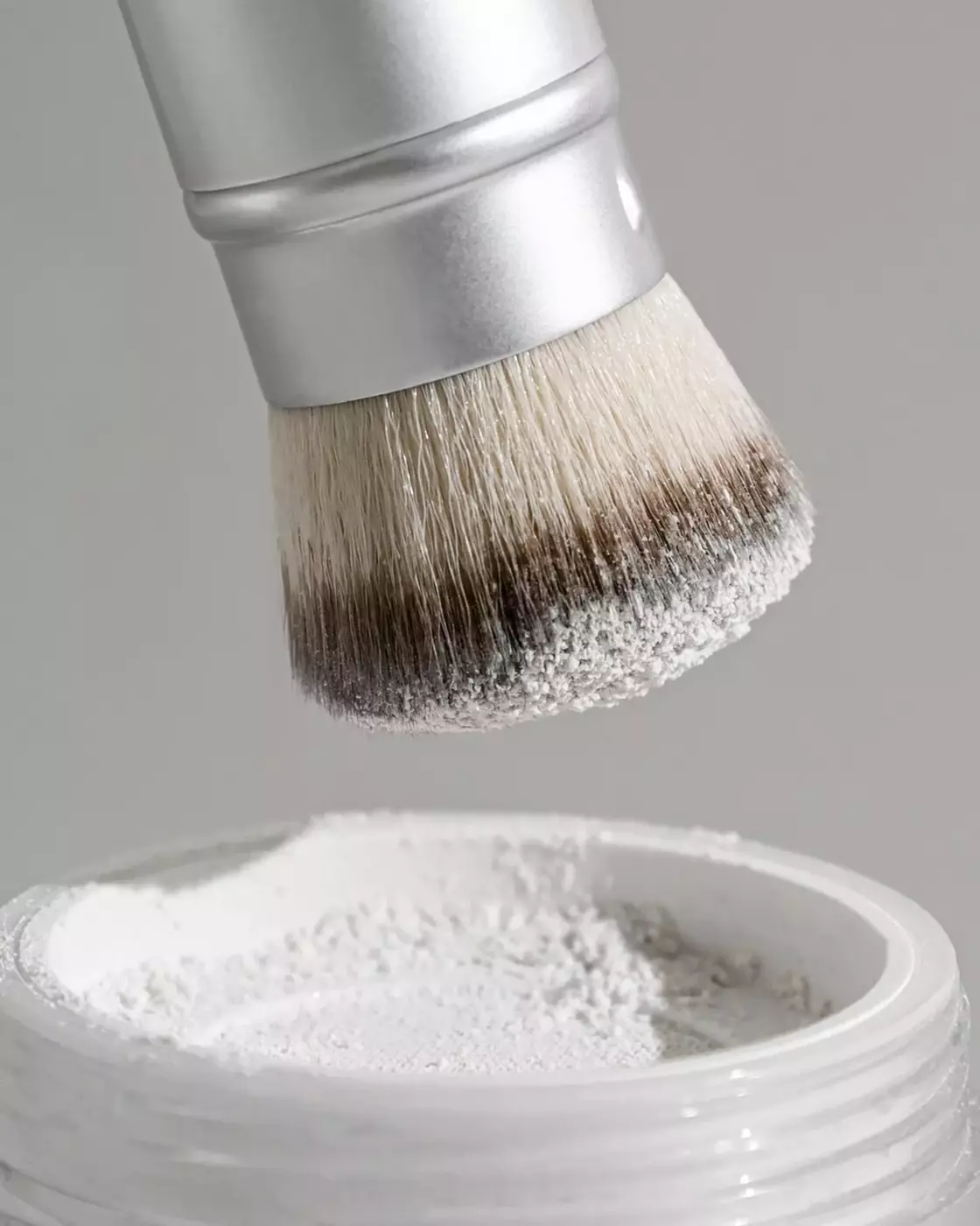 Пензлик-кабуки для пудри UNICO Kabuki Brush 