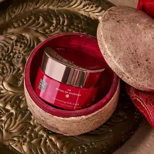 Сольовий скраб для тіла RITUALS The Ritual of Ayurveda Body Scrub, 250 g