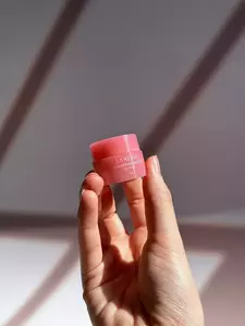 Ягідна бальзам-маска для губ (мініатюра) LANEIGE Special Care Lip Sleeping Mask /Berry/ 3g