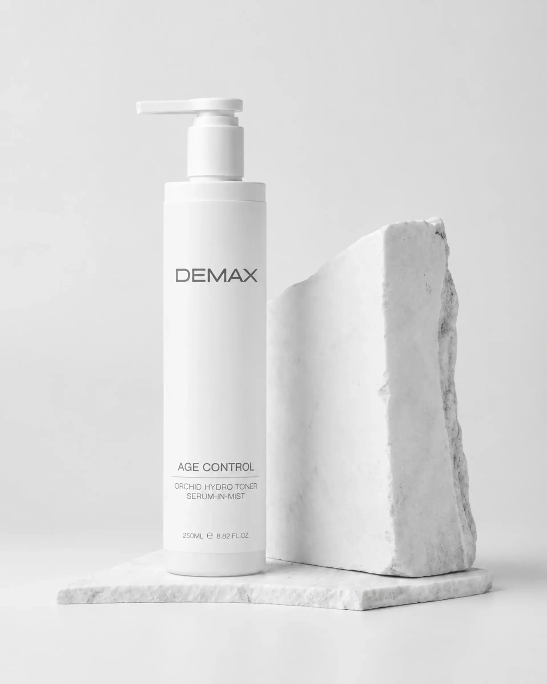 Тонер для інтенсивного зволоження всіх типів шкіри Demax Orchid Hydro Toner, 250 мл