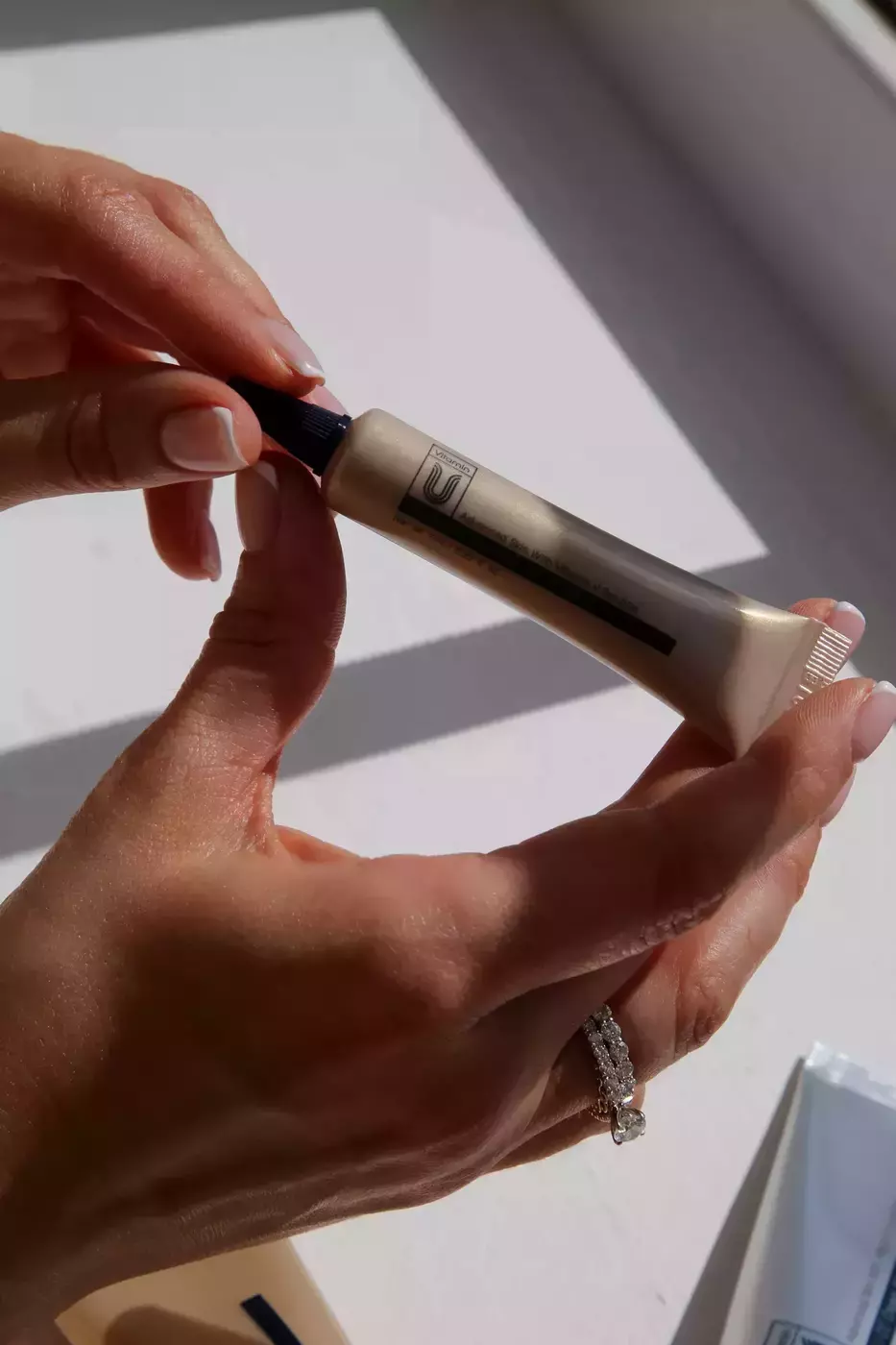 Мініатюра ВВ-крему потрійної дії з вітаміном U та пептидами CU:SKIN Vitamin U ВВ Cream SPF28/PA++, 7 ml 