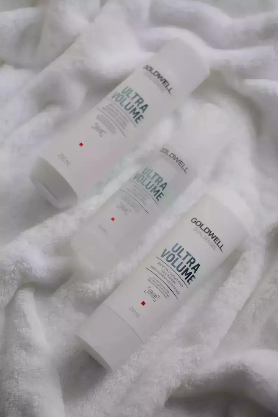 Шампунь для надання волоссю об’єму GOLDWELL DUALSENSES ULTRA VOLUME SHAMPOO 