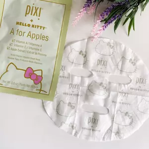 Освітлююча тканинна маска для обличчя Pixi + Hello Kitty A For Apples, 23 g