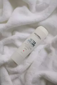 Кондиціонер для збереження об’єму волосся GOLDWELL DUALSENSES ULTRA VOLUME CONDITIONER, 200 ml