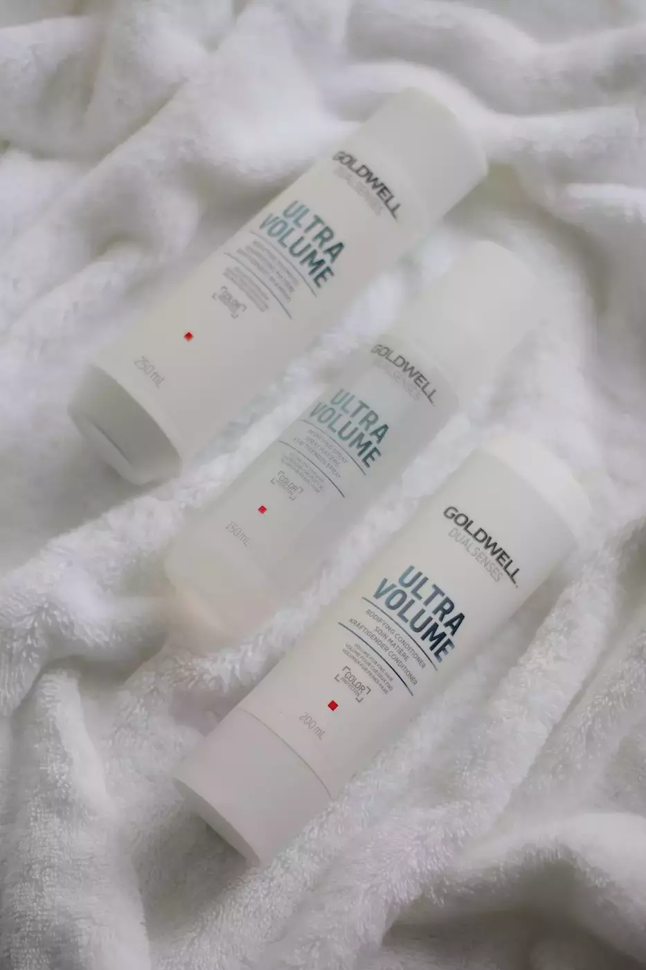 Кондиціонер для збереження об’єму волосся GOLDWELL DUALSENSES ULTRA VOLUME CONDITIONER