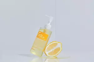 Гідрофільна олія для обличчя з вітамінами та ліпосомами Medi-Peel Vegan Vitamin Deep-Tox Cleansing Oil, 200 мл