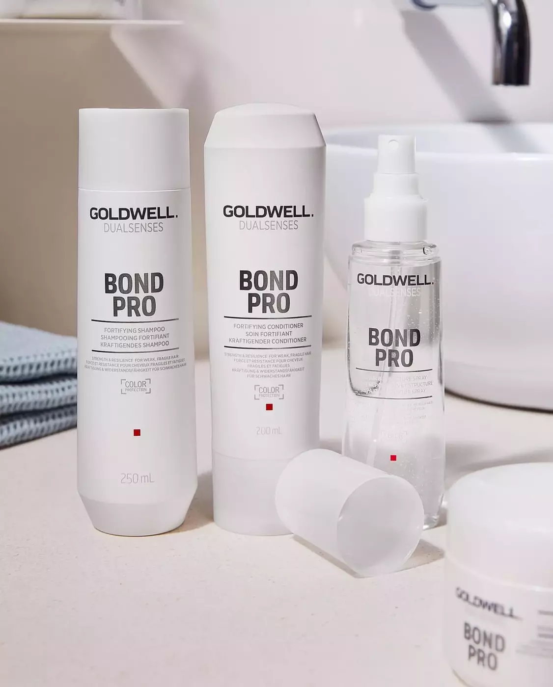Укріплюючий кондиціонер для пошкодженого та ослабленого волосся GOLDWELL DUALSENSES BOND PRO FORTIFYING CONDITIONER, 200 ml