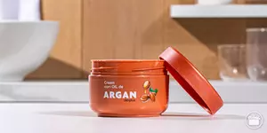 Живильний помʼякшуючий крем для дуже сухої шкіри тіла Deliplus Argan Oil Nourishing Body Cream, 500 ml 