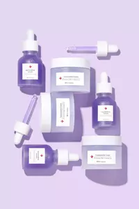 Інтенсивний заспокійливий крем з гвайазуленом, троксерутином та менадiоном Cuskin Dr.Solution Guaiazulene Cream, 50 ml  Інтенсивний заспокійливий крем з гвайазуленом, троксерутином та менадiоном Cuskin Dr.Solution Guaiazulene Cream, 50 ml