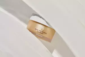 Живильний відновлюючий крем із прополісом DR.CEURACLE ROYAL VITA PROPOLIS 33 CREAM, 50 ml