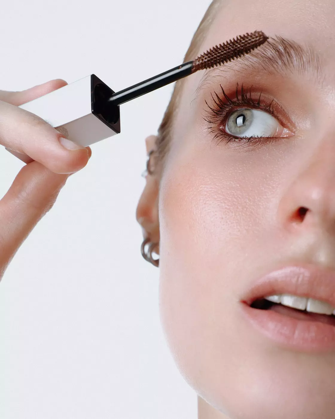 Термотуш з пептидами та протеїнами UNICO BROWN TERMO MASCARA with peptides, 10 g