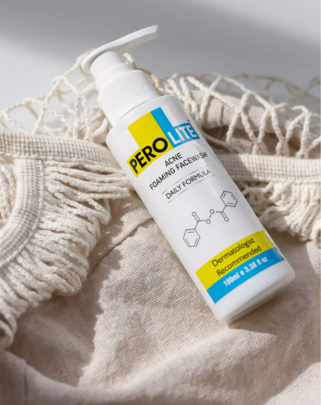 Засіб для очищення шкіри з акне PEROLITE Acne Cleanser Foaming Wash 2%, 100 ml 