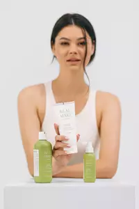 Очищаюча маска для шкіри голови з морською сіллю RATED GREEN Real Mary Cold Brewed Rosemary Purifyng Scalp Scaler, 200 мл